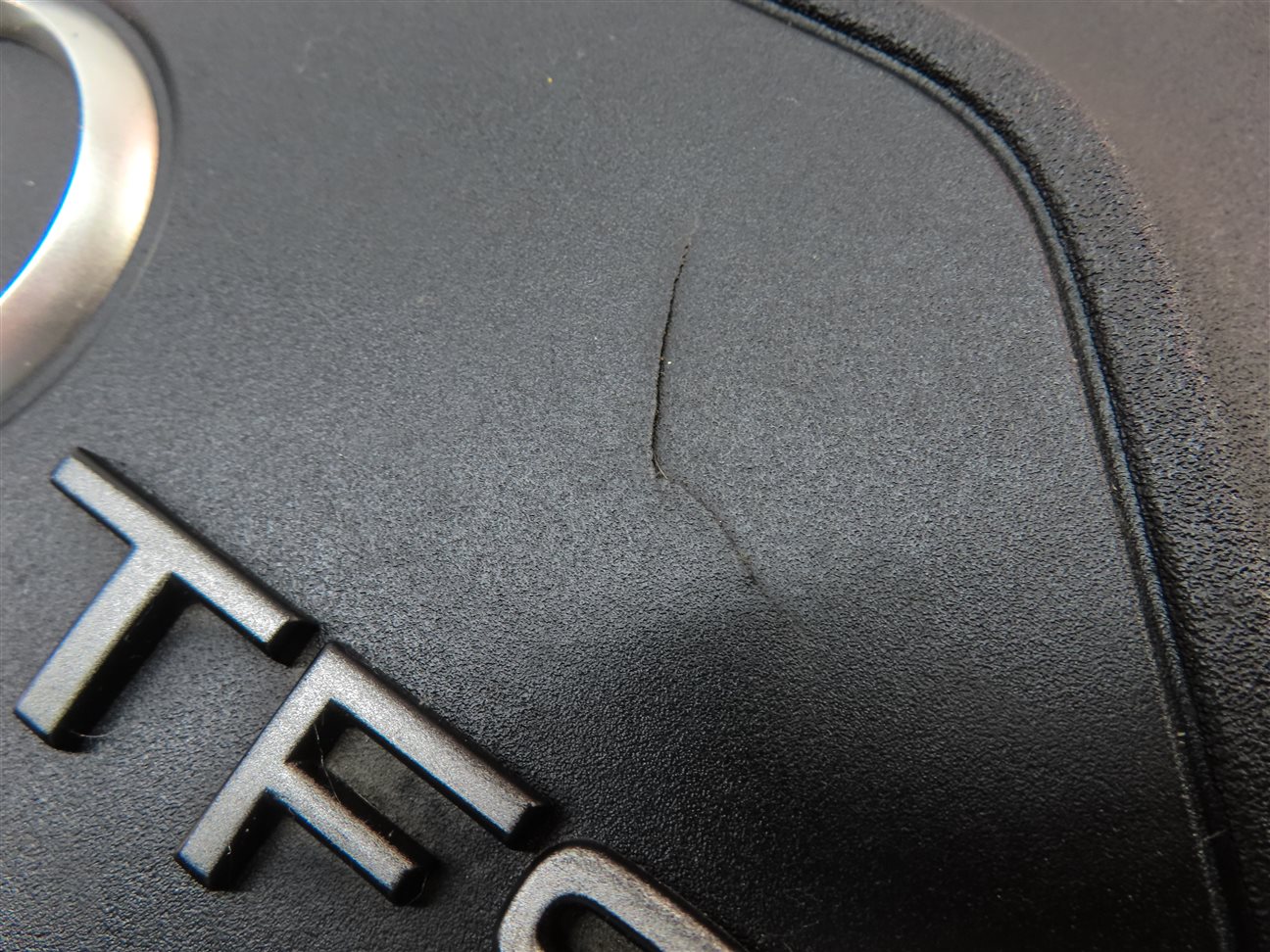 2009-2018 AUDI A3 Q3 TT (8U MK2 8P) 2.0L TFSI TURBO ENGINE COVER TRIM PIECE — exact item pictured